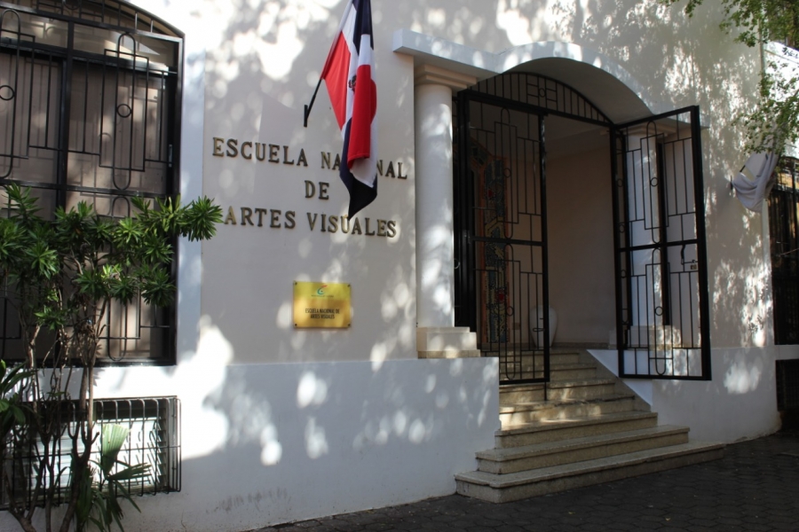ponen-a-circular-los-sellos-alusivos-a-escuela-nacional-de-artes-visuales