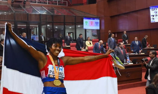 senado-aprueba-resolucion-reconoce-atleta-marileidy-paulino-orgullo-nacional