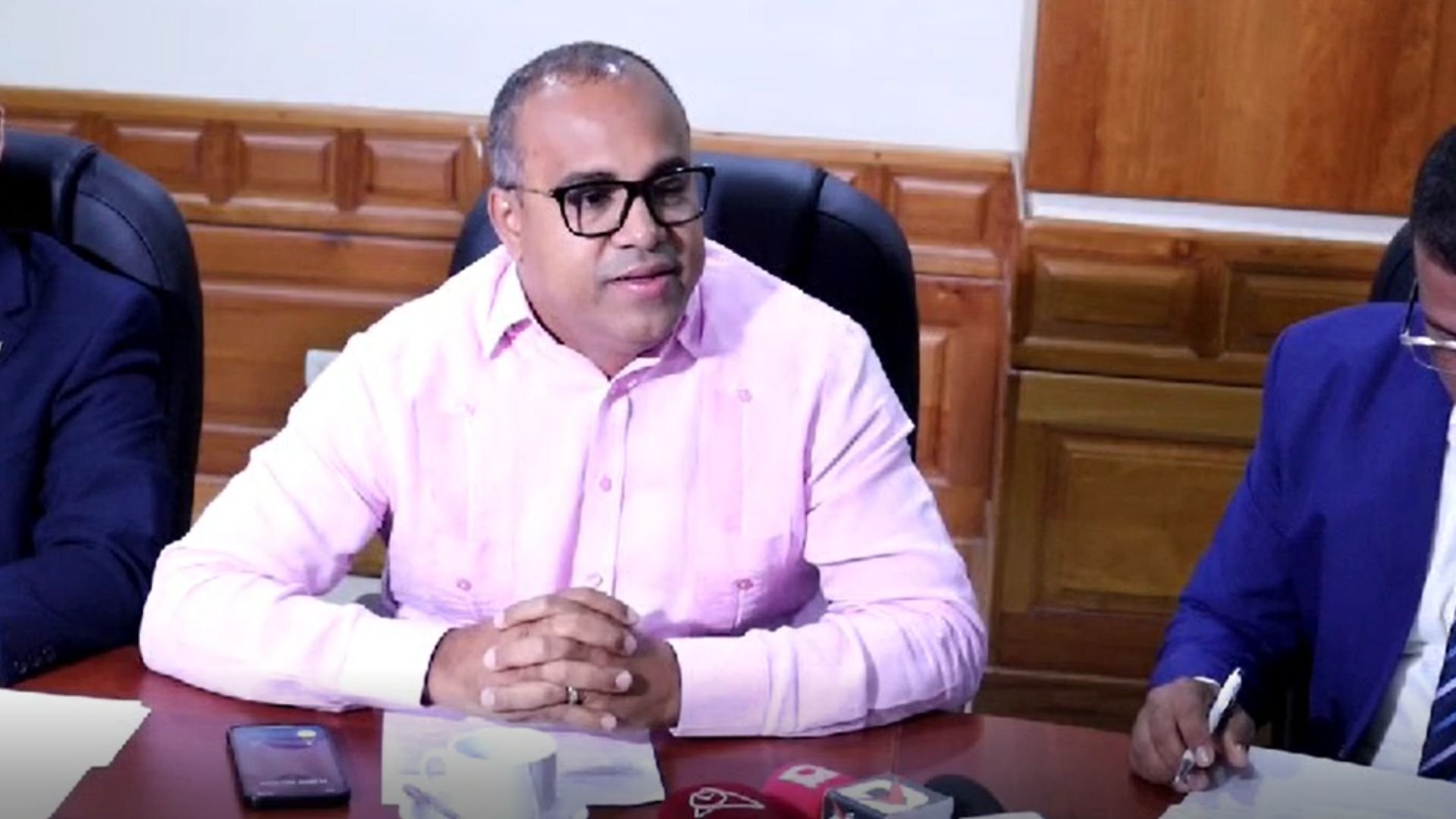 video:-senadores-fronterizos-denuncian-presunto-robo-de-ganado