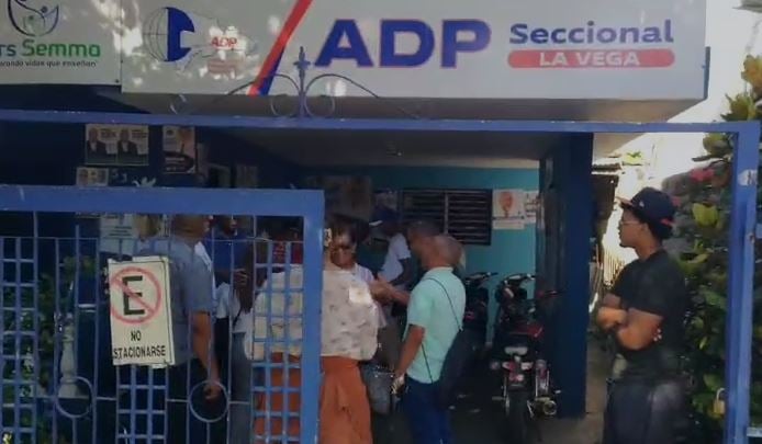 corrientes-magisteriales-rechazan-paralizacion-de-docencia-en-la-vega