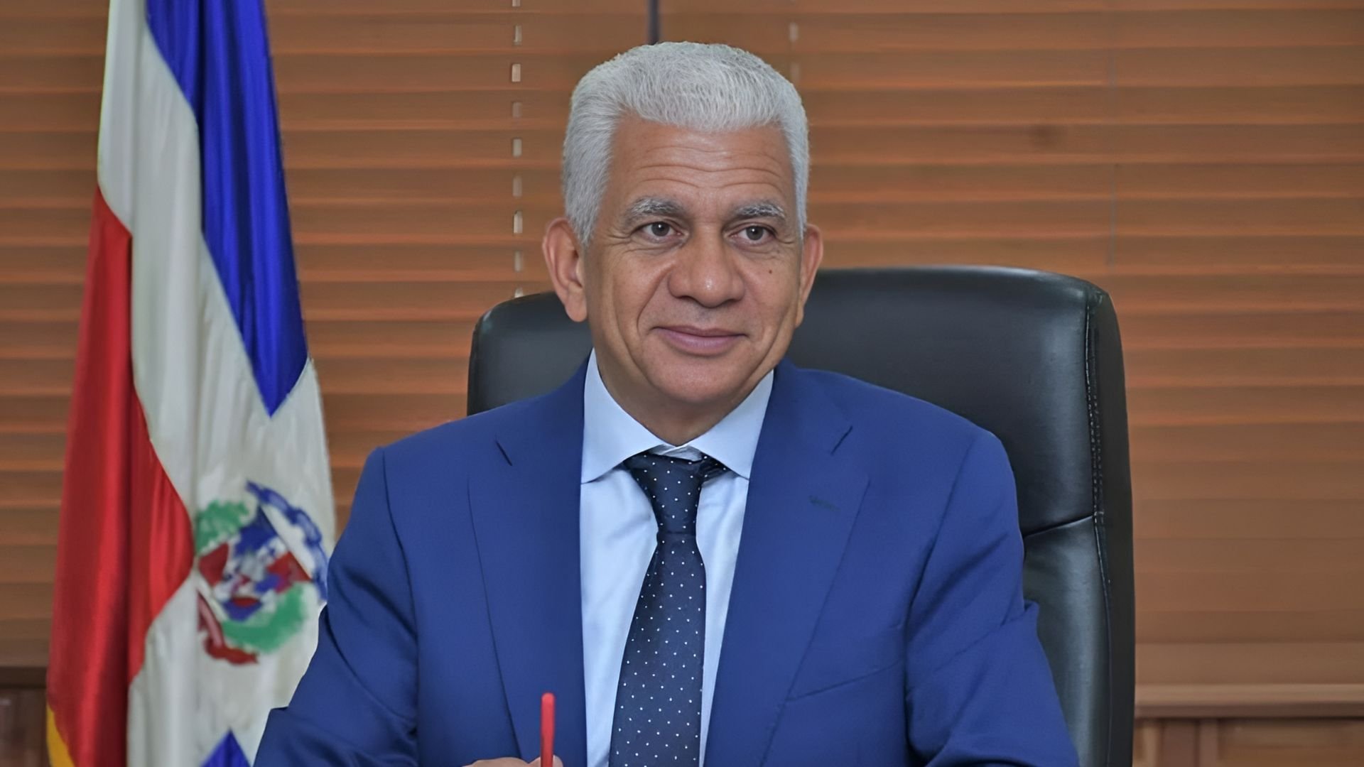 ricardo-de-los-santos-declara-fortuna-de-72-millones-de-pesos