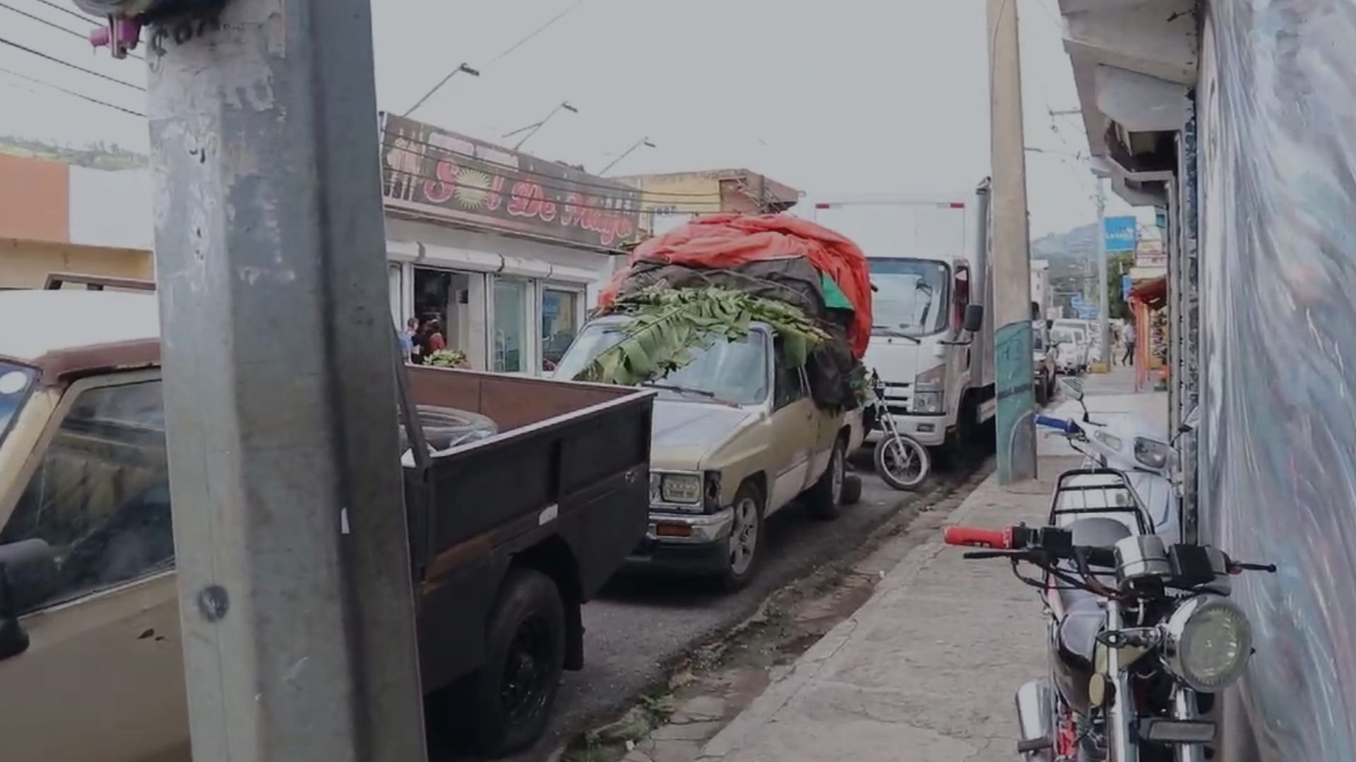 video:-son-retirados-vendedores-ambulantes-de-mercado-en-constanza