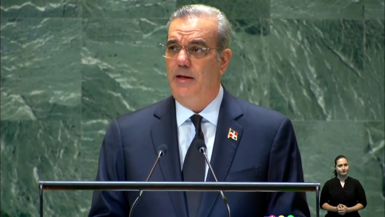 presidente-abinader-dice-pobreza-monetaria-se-redujo-del-25.8%-en-2019-al-23%-en-el-2023