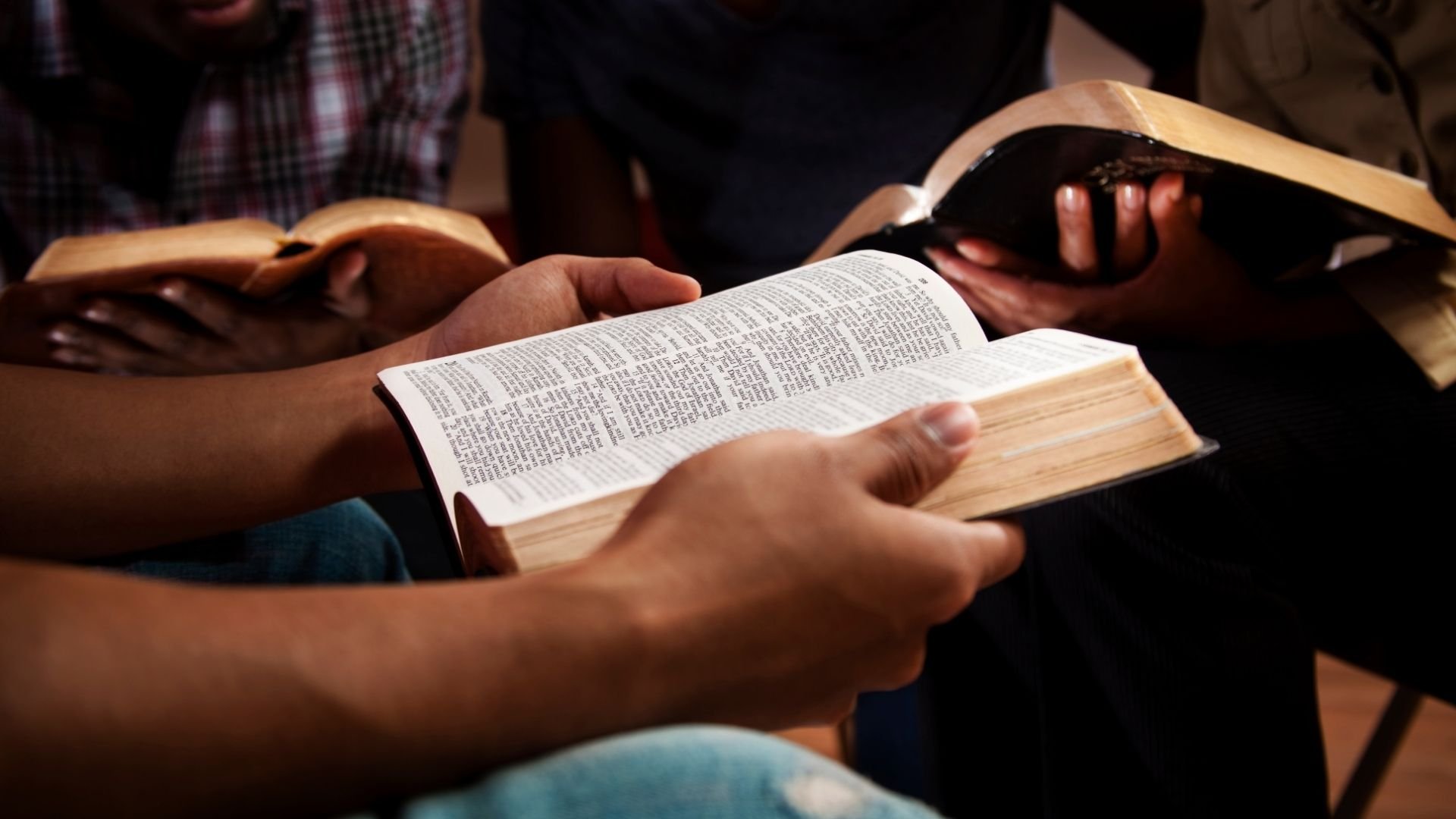llaman-a-celebrar-el-dia-nacional-de-la-biblia y-promover-su-mensaje