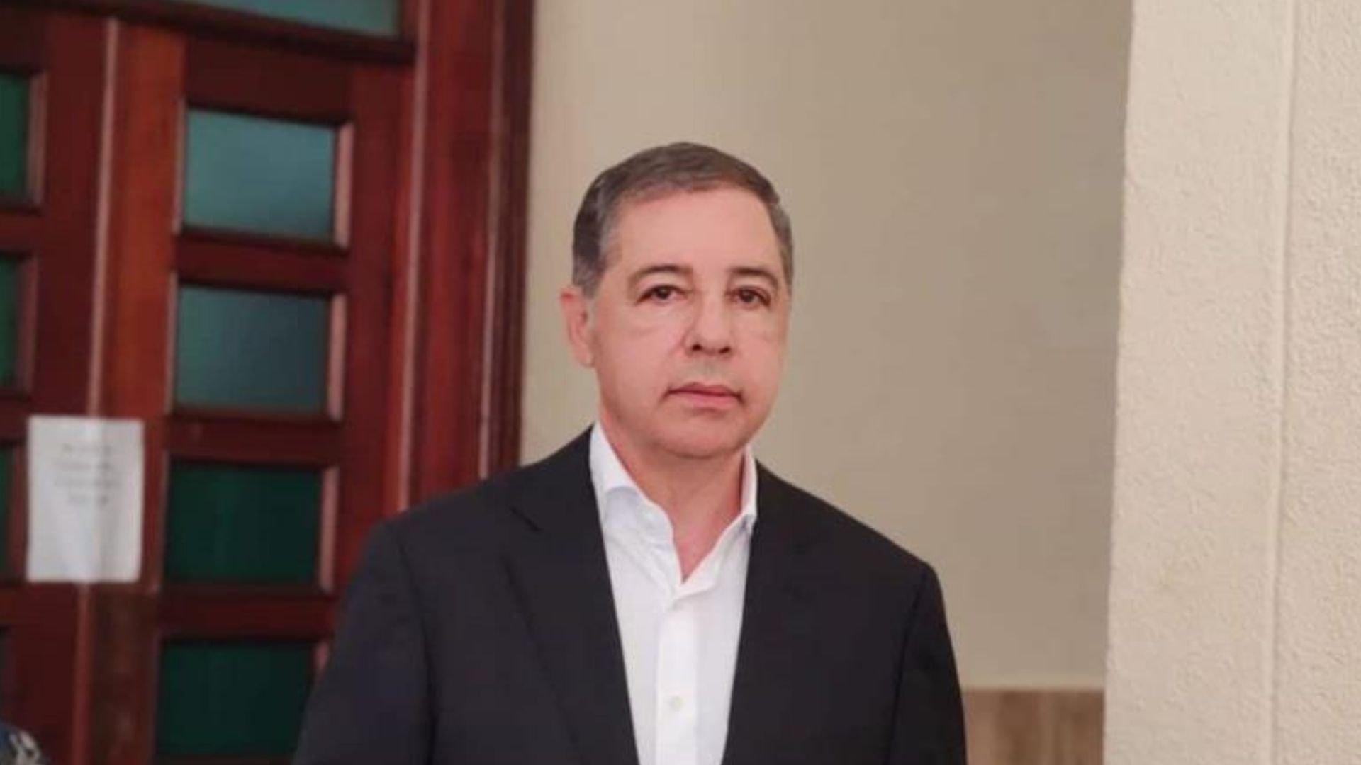 retiran-impedimento-de-salida-del-pais-a-exministro-donald-guerrero