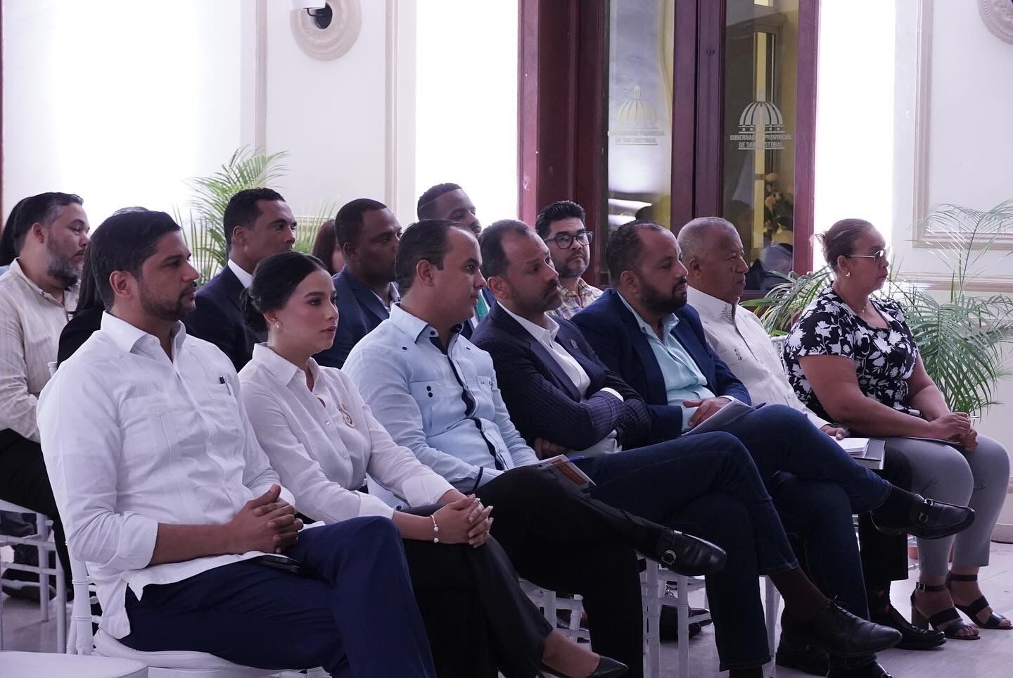 realizan-debate-sobre-la-reforma-fiscal-en-san-cristobal