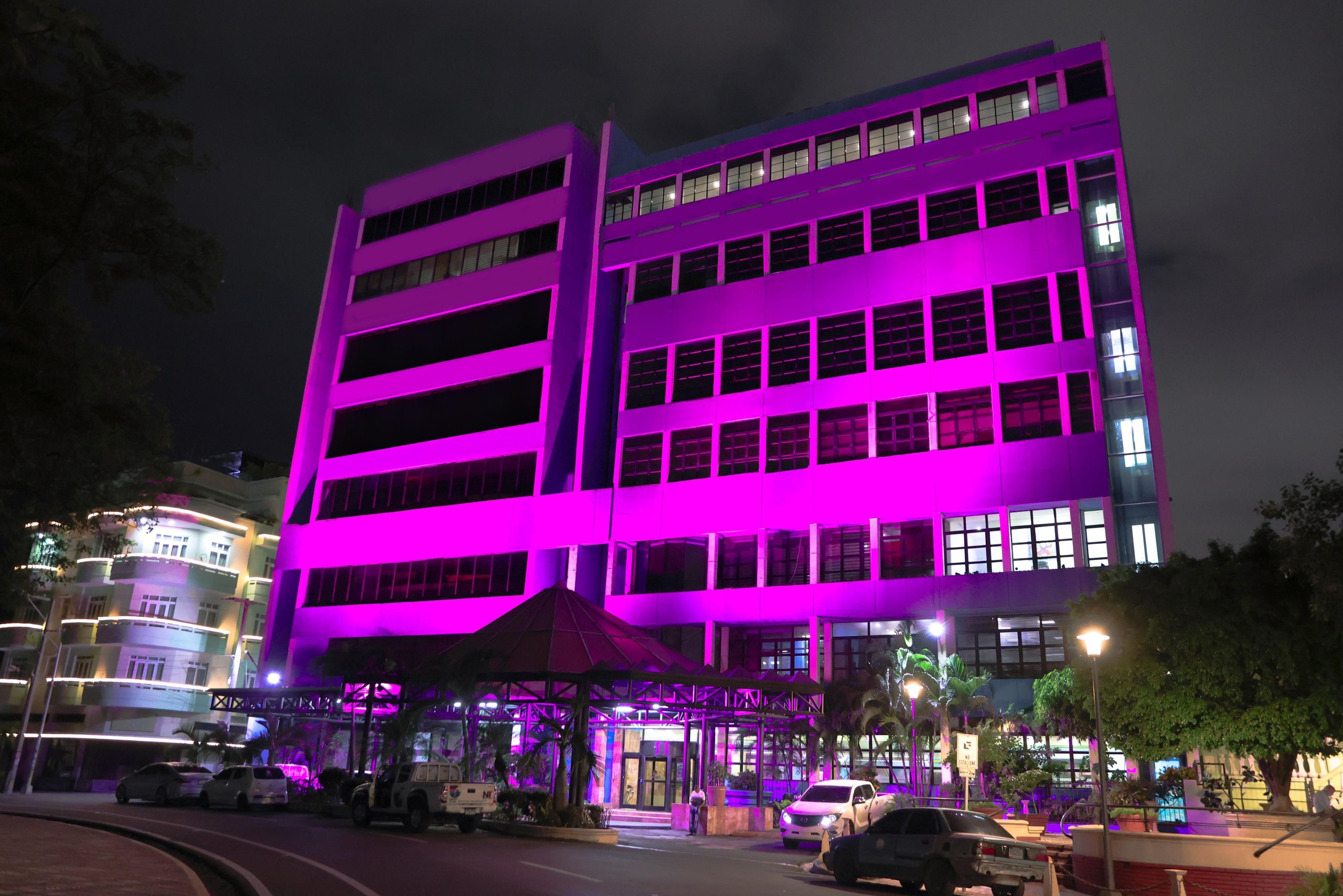 grupo-de-medios-telemicro-se-une-a-campana-contra-el-cancer-de-mama
