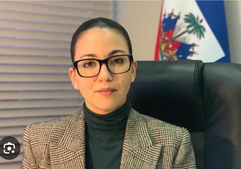 ministra-de-exteriores-de-haiti-pide-que-se-respeten-derechos-de-haitianos-que-seran-deportados-desde-rd