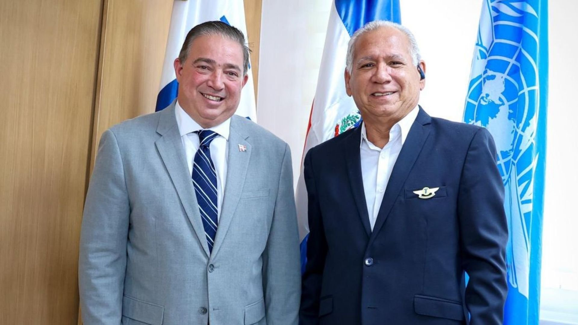 tripulante-vip-fortalece-relacion-con-la-junta-de-aviacion-civil