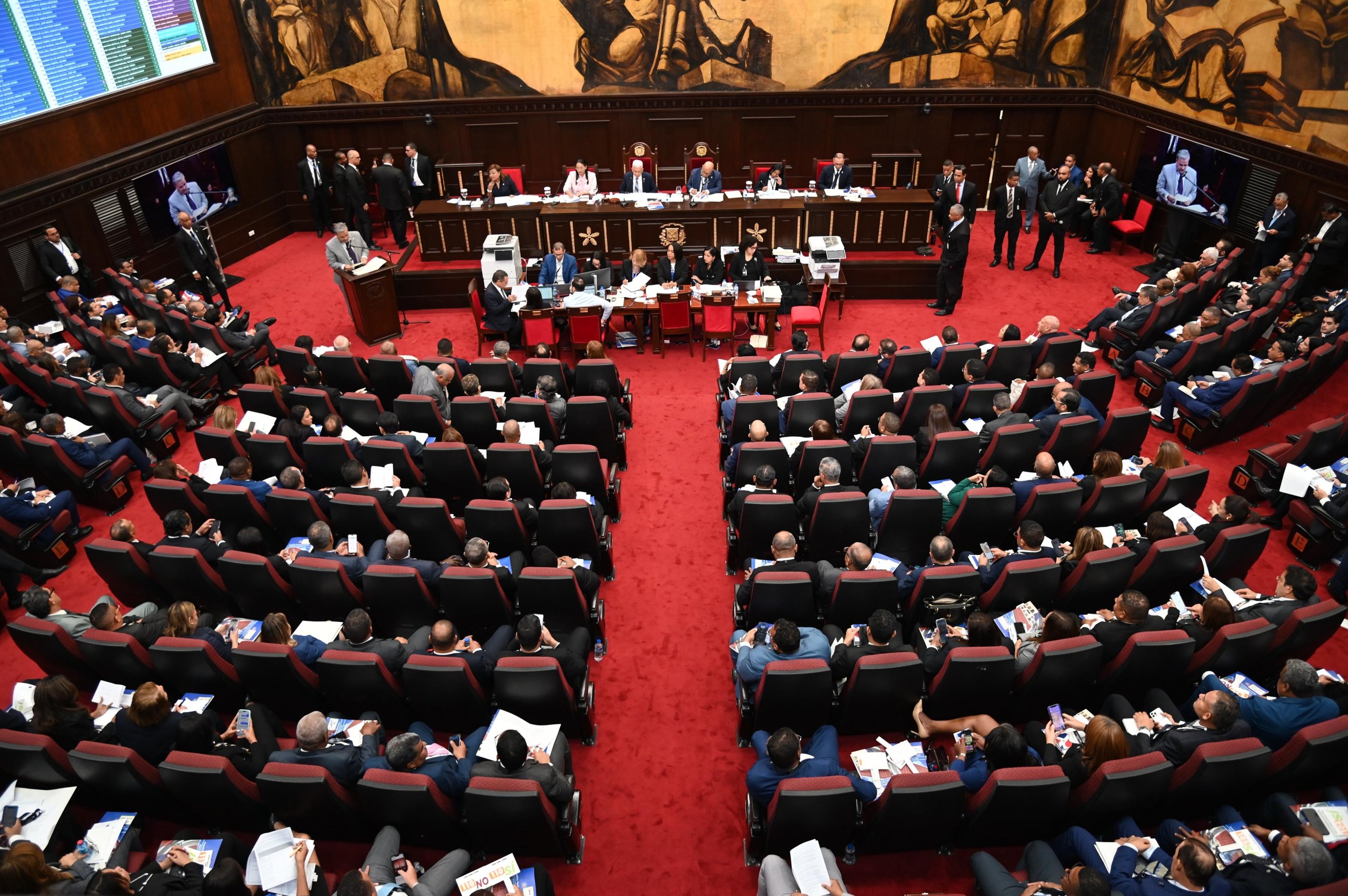 aprueban-reducir-de-190-a-178-la-cantidad-de-diputados