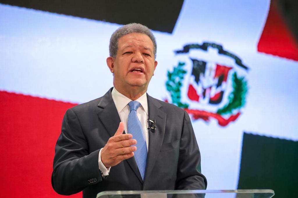 leonel-dice-estudia-reforma-fiscal-y-promete-dar-respuesta-responsable-y-fundamentada