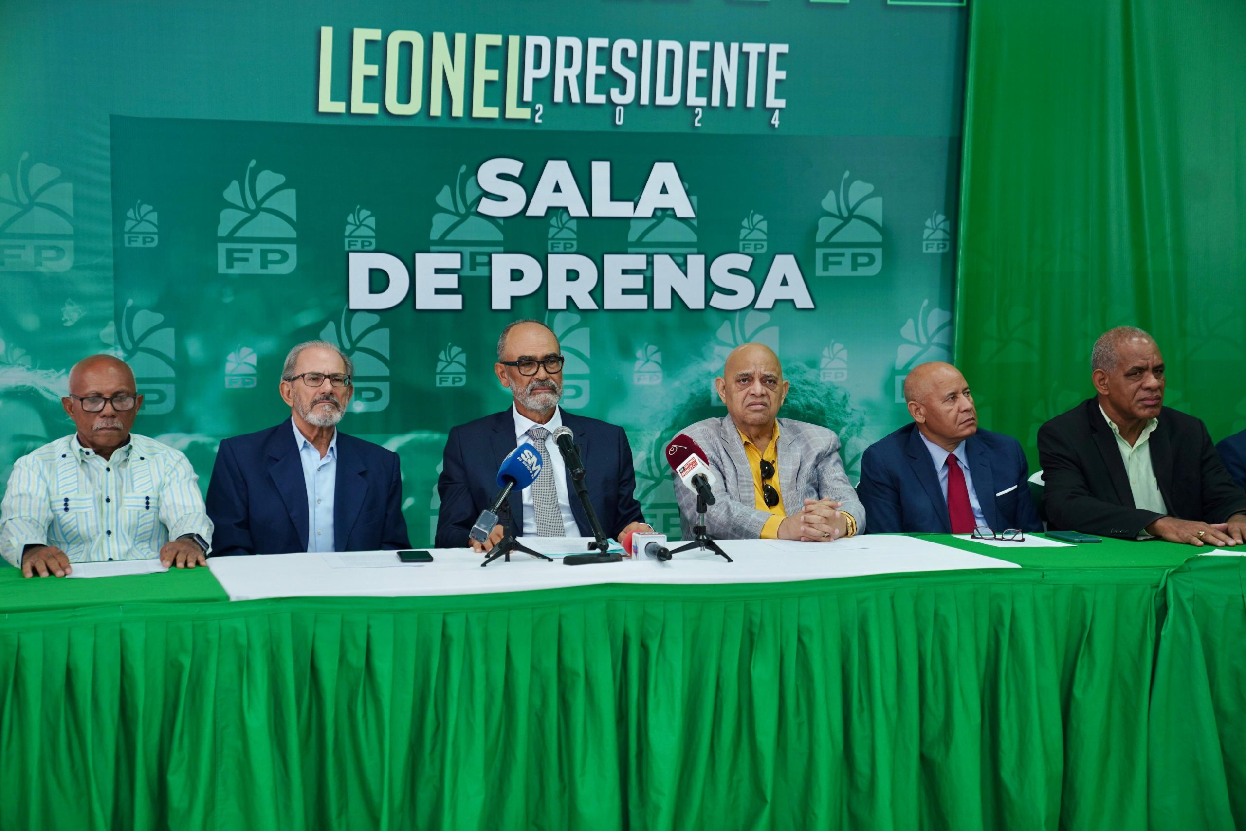 fuerza-del-pueblo-opuesta-a-fusion-del-iad-y-agricultura