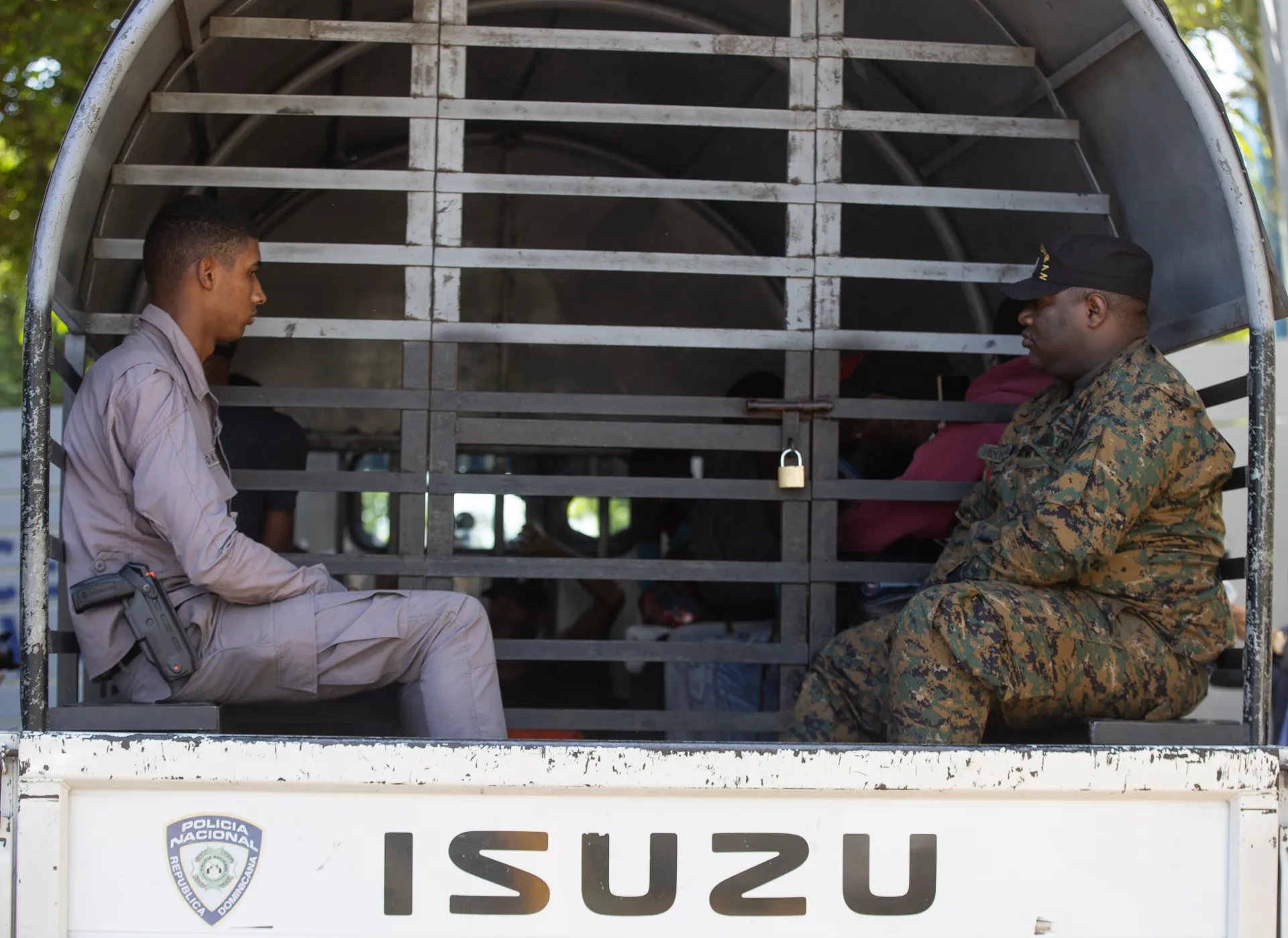 haiti-pide-a-rd-detener-la-deportacion-“brutal”-y-“racista”