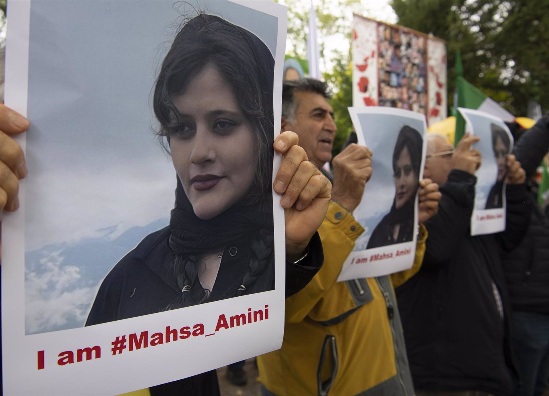 condenan-a-5-anos-de-prision-a-dos-periodistas-que-revelaron-la-muerte-de-mahsa-amini