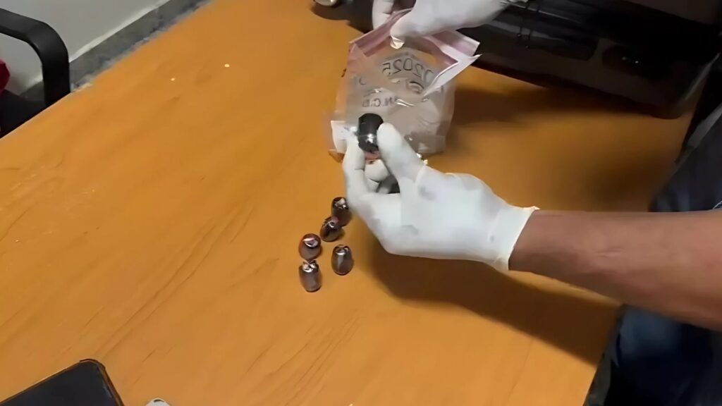 dncd-arresta-frances-con-cocaina-en-el-estomago-y-en-ropa-interior