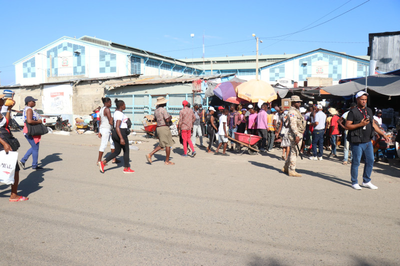 deportaciones-de-haitianos-no-afecta-el-comercion-en-la-zona-fronteriza,-segun-mercaderes-de-dajabon