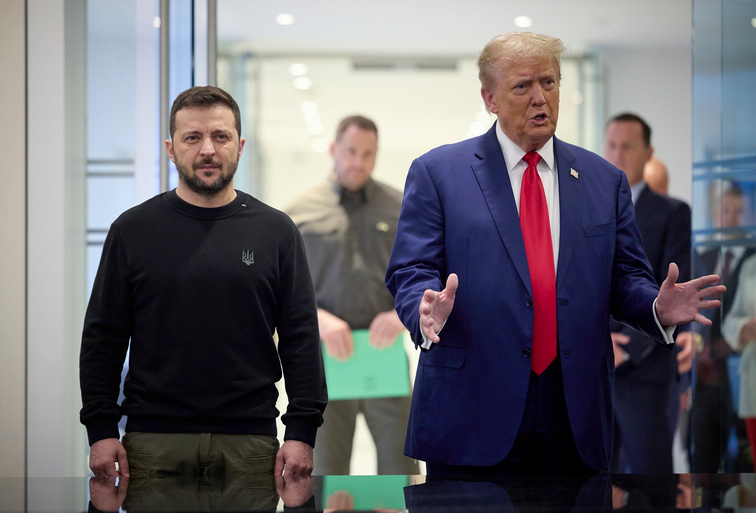 trump-dice-que-zelenski-nunca-debio-dejar-que-comenzara-la-guerra-en-ucrania