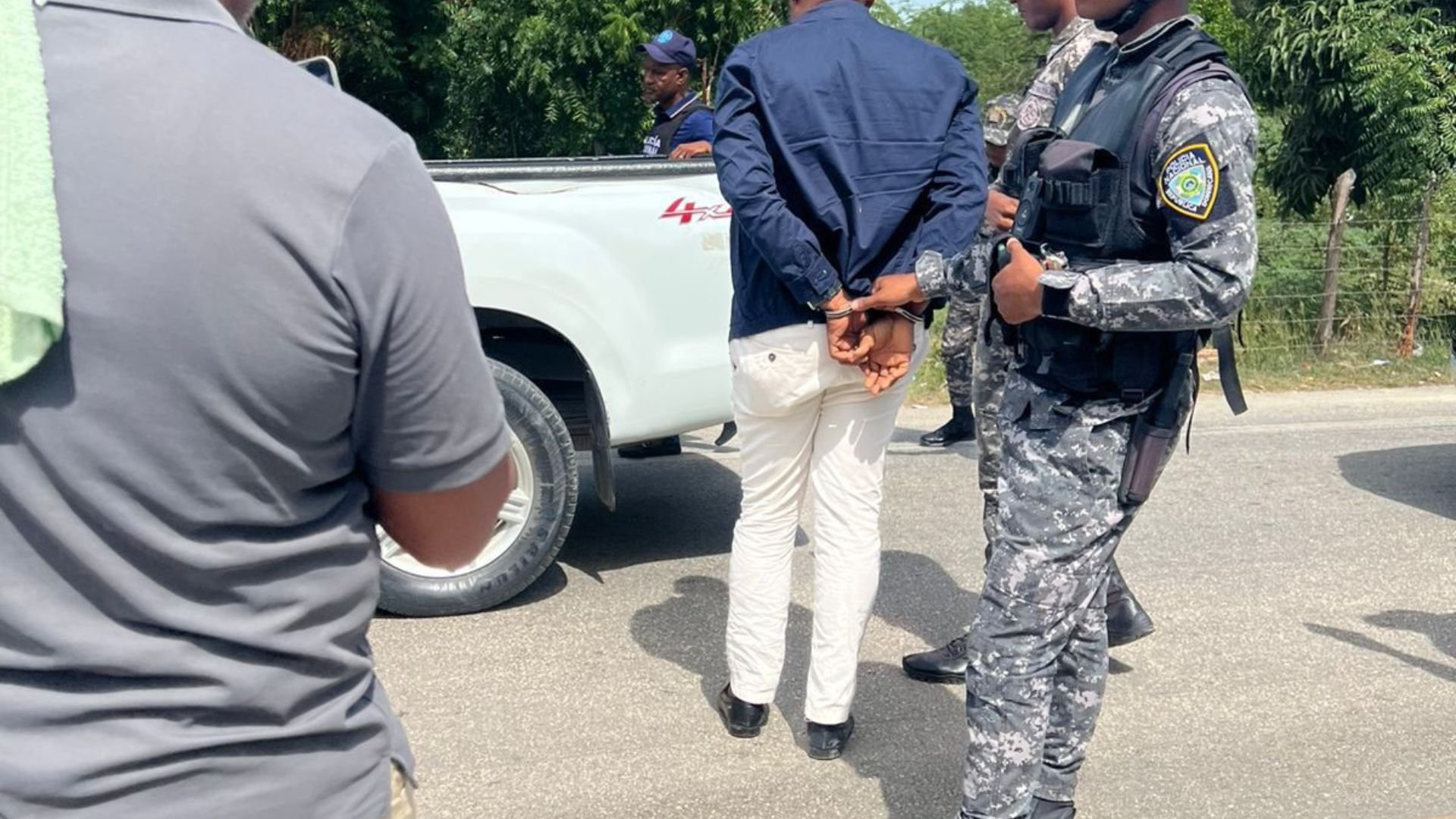 detienen-abogado-del-mp-con-cargamento-de-cigarrillos-de-contrabando