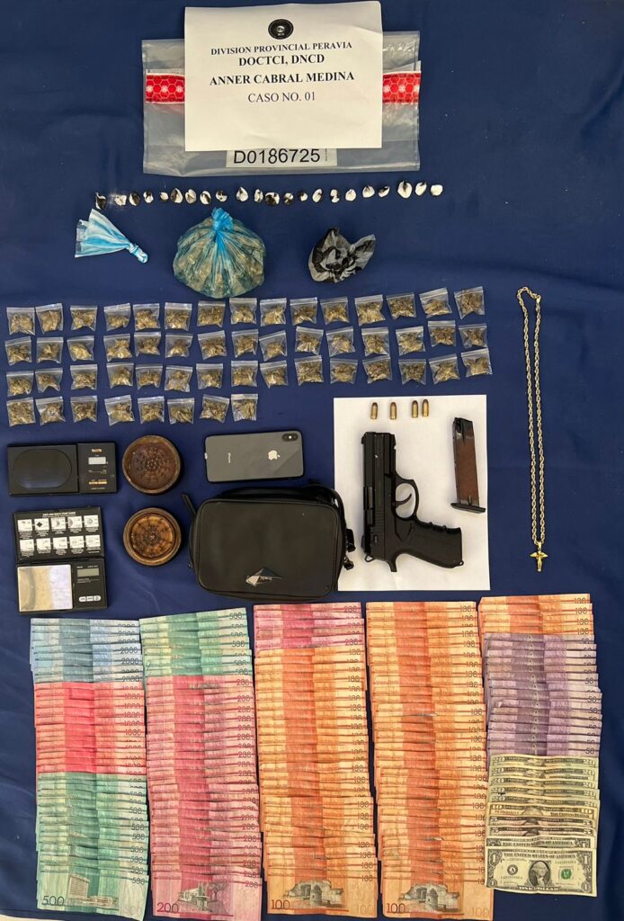 ocupan-drogas,-armas-de-fuego-y-dinero-en-efectivo-durante-operativos