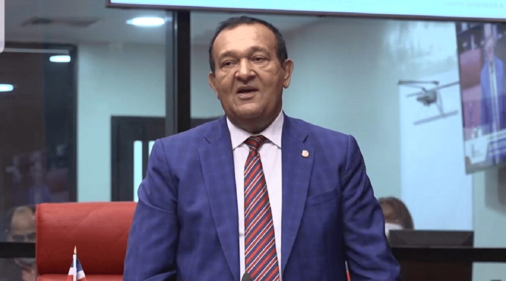 senador-antonio-marte-dice-existen-muchas-empresas-que-no-pagan-impuestos