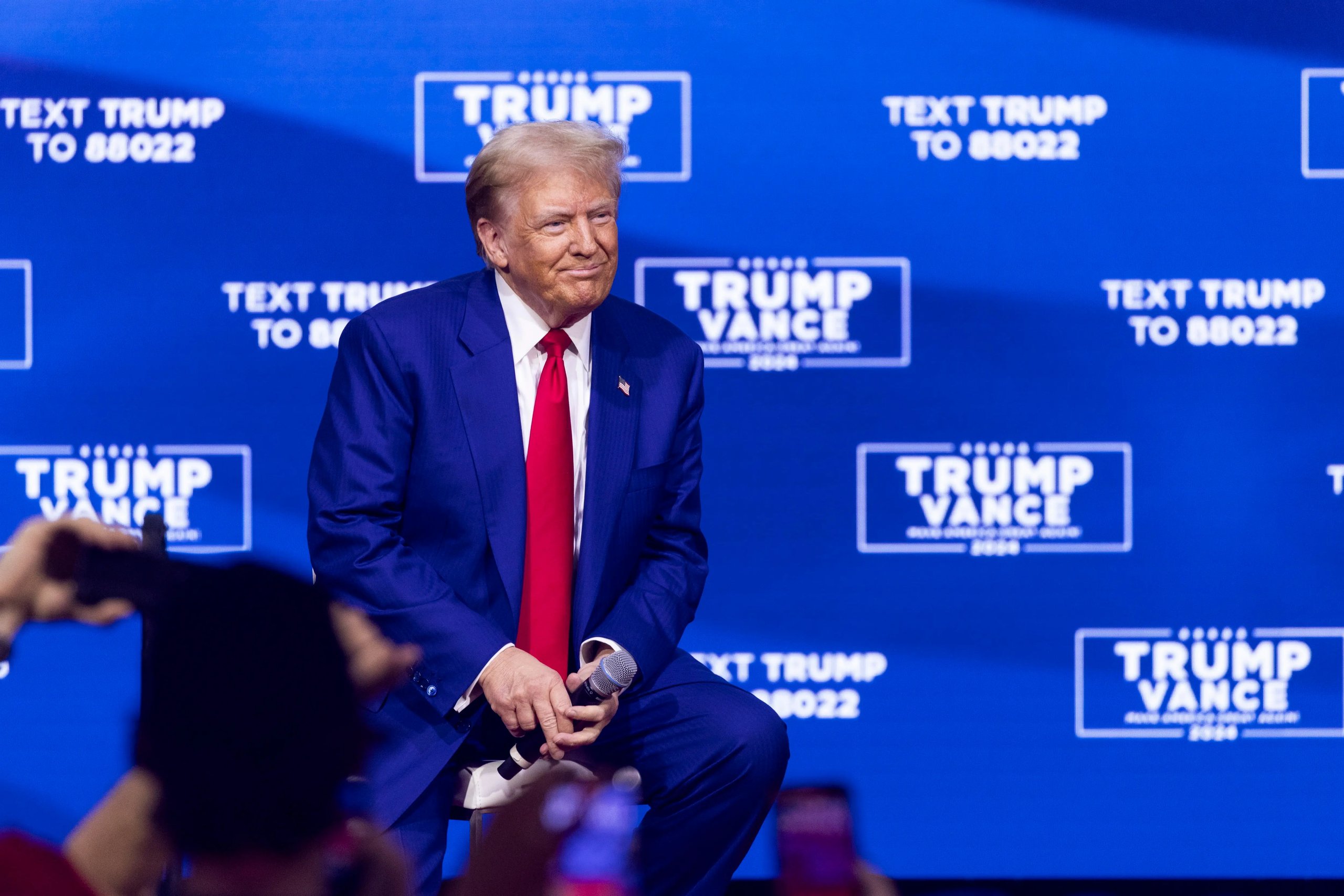 trump-sera-entrevistado-en-el-podcast-de-joe-rogan,-el-mas-popular-de-eeuu.