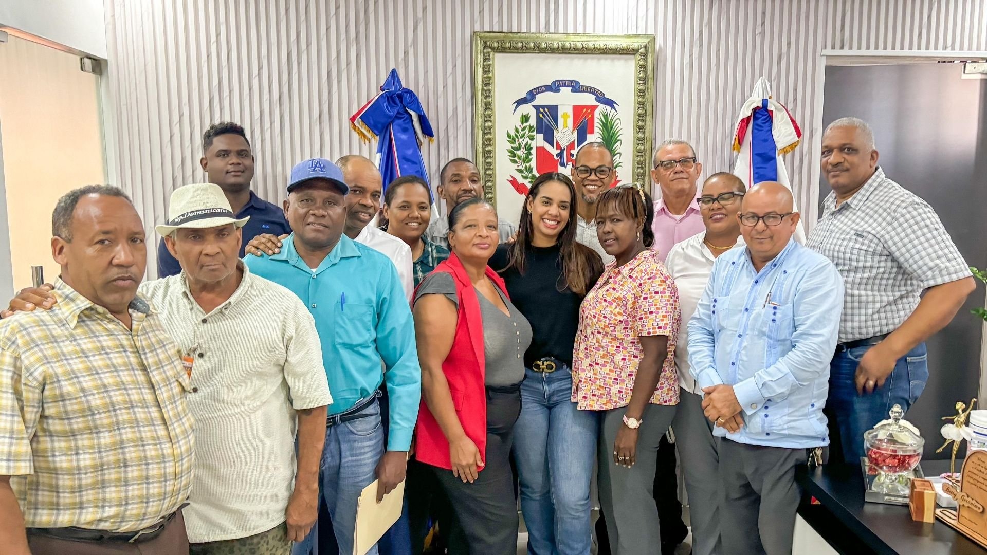 alcaldesa-de-sdn-se-reune-con-juntas-de-vecinos-en-busca-de-solucion-a-problematicas
