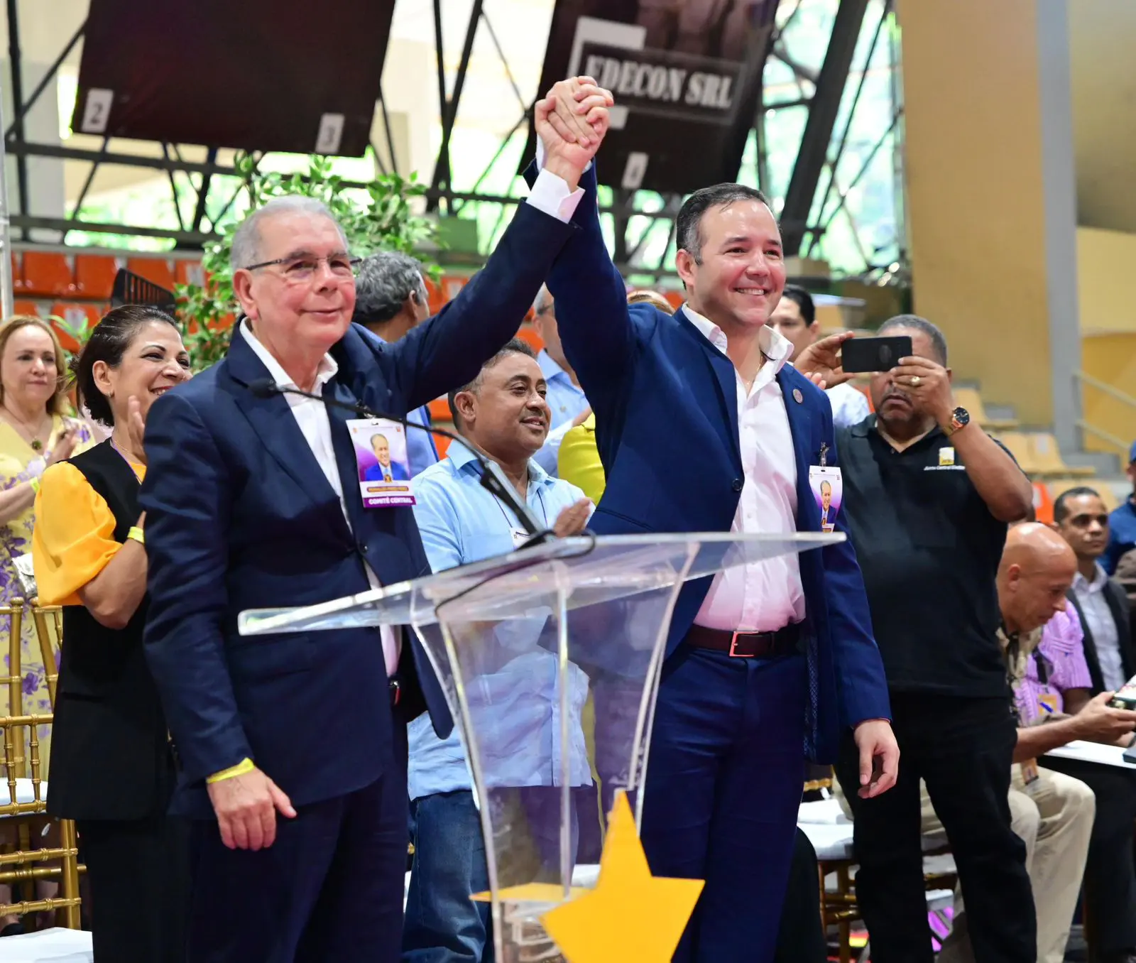 medina-reelecto-presidencia-pld-y-johnny-pujols-es-el-nuevo-secretario-general
