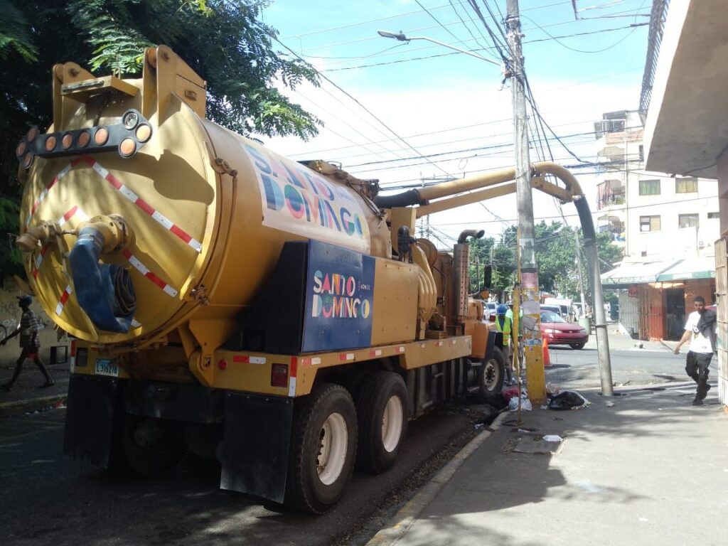 adn-realiza-gran-operativo-de-limpieza-y-prevencion-de-cara-a-lluvias-pronosticadas
