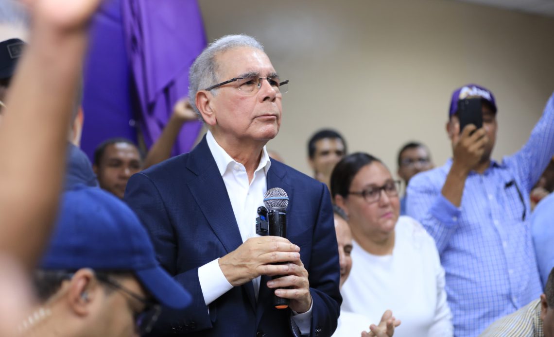 danilo-medina-llama-a-la-unidad-peledeista;-pide-pld-ocupe-el-lugar-que-le-pertenece