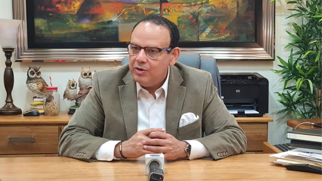 colegio-de-abogados-rechaza-resolucion-del-ministerio-de-administracion-publica