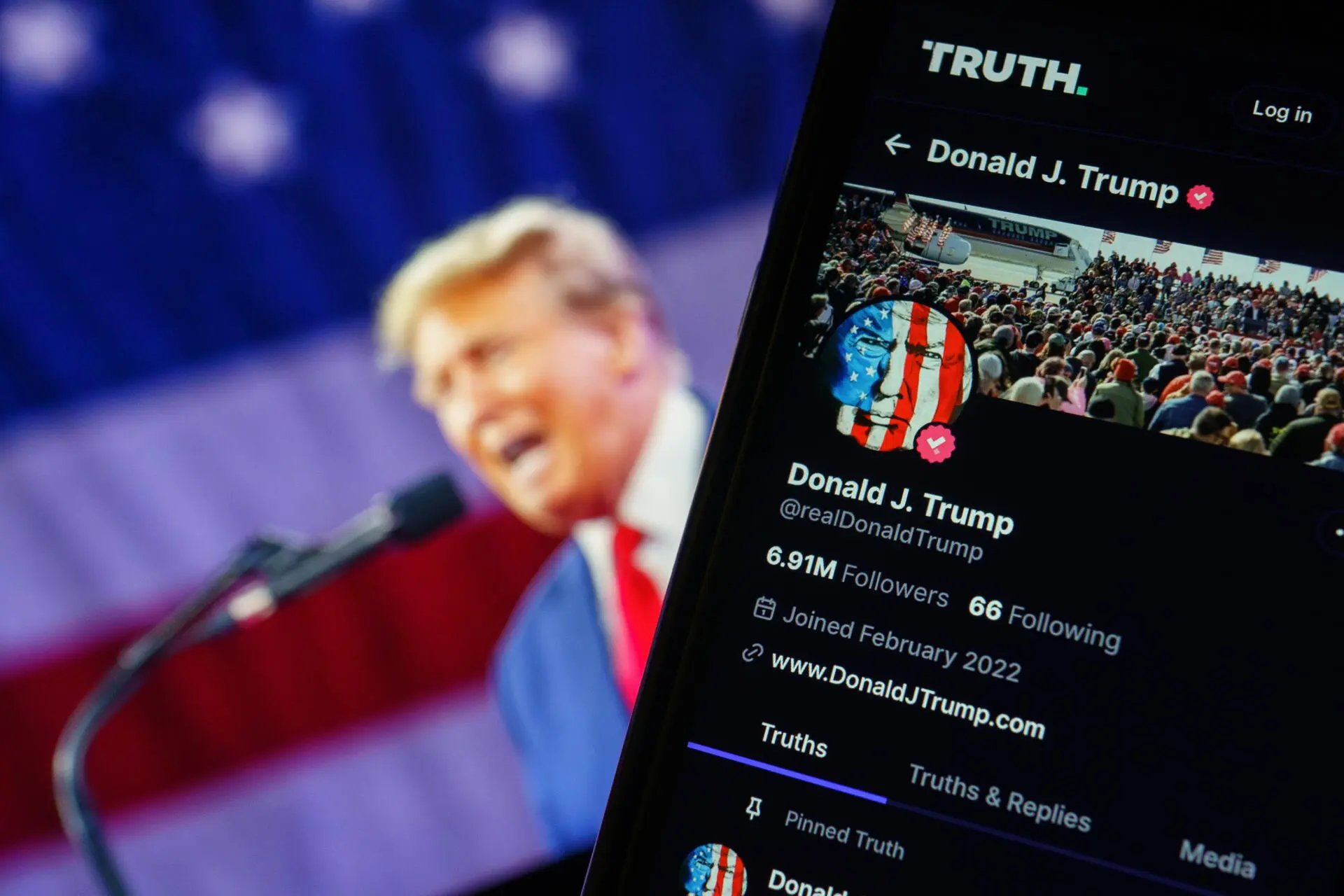 trump-media-divulga-perdidas-de-19-millones-tras-jornada-electoral-volatil-en-bolsa