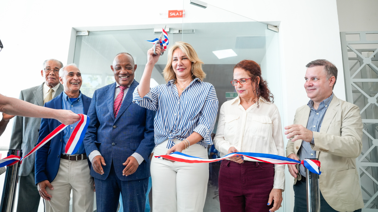 feria-del-libro:-inauguran-pabellones-mateo-morrison-y-washington-heights