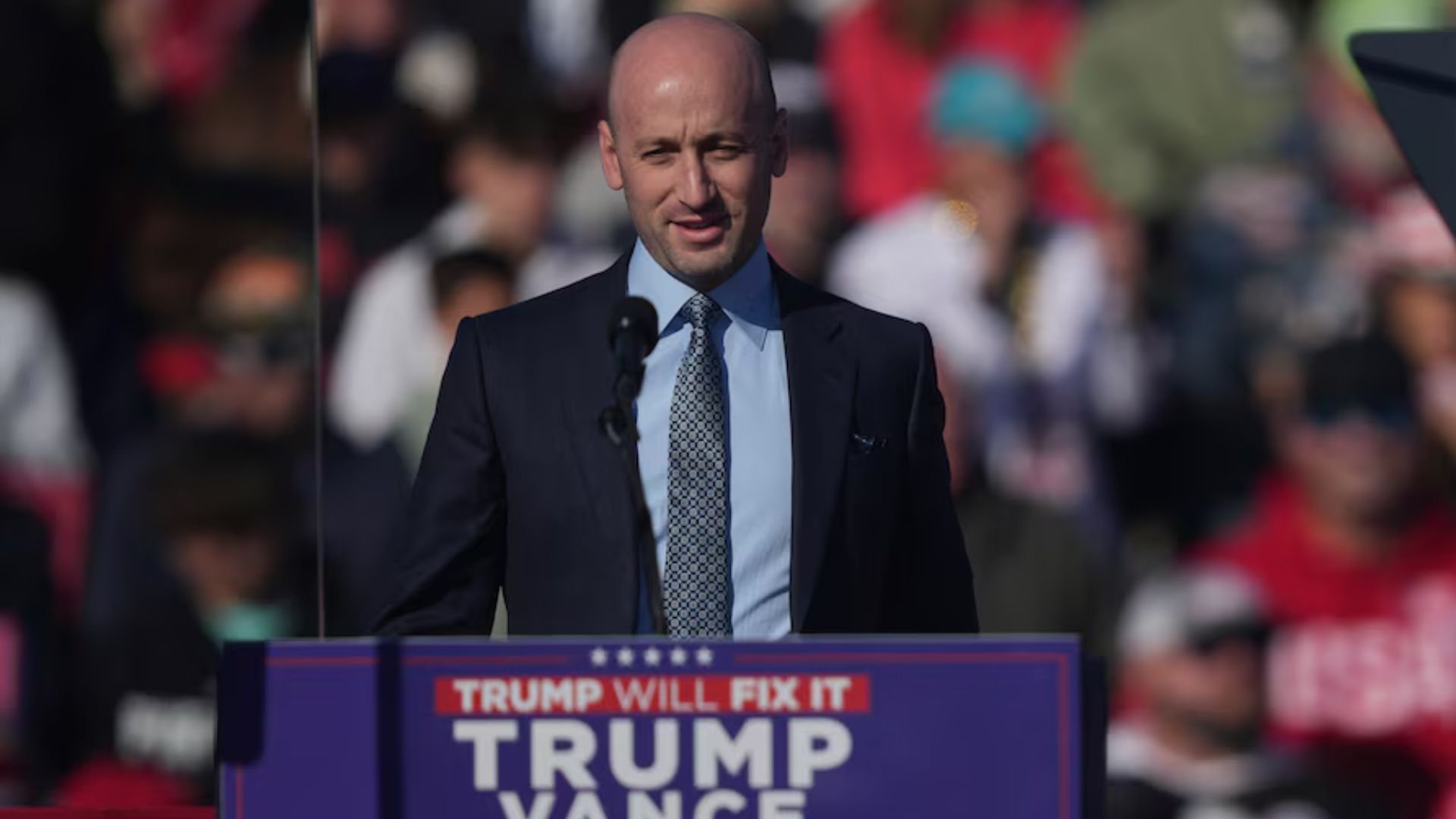 trump-nombra-nuevo-subdirector-de-politica-poseedor-de-una-postura-migratoria-estricta