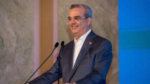 abinader-dice-que-en-el-2024-se-intensificaran-las-fiestas-populares