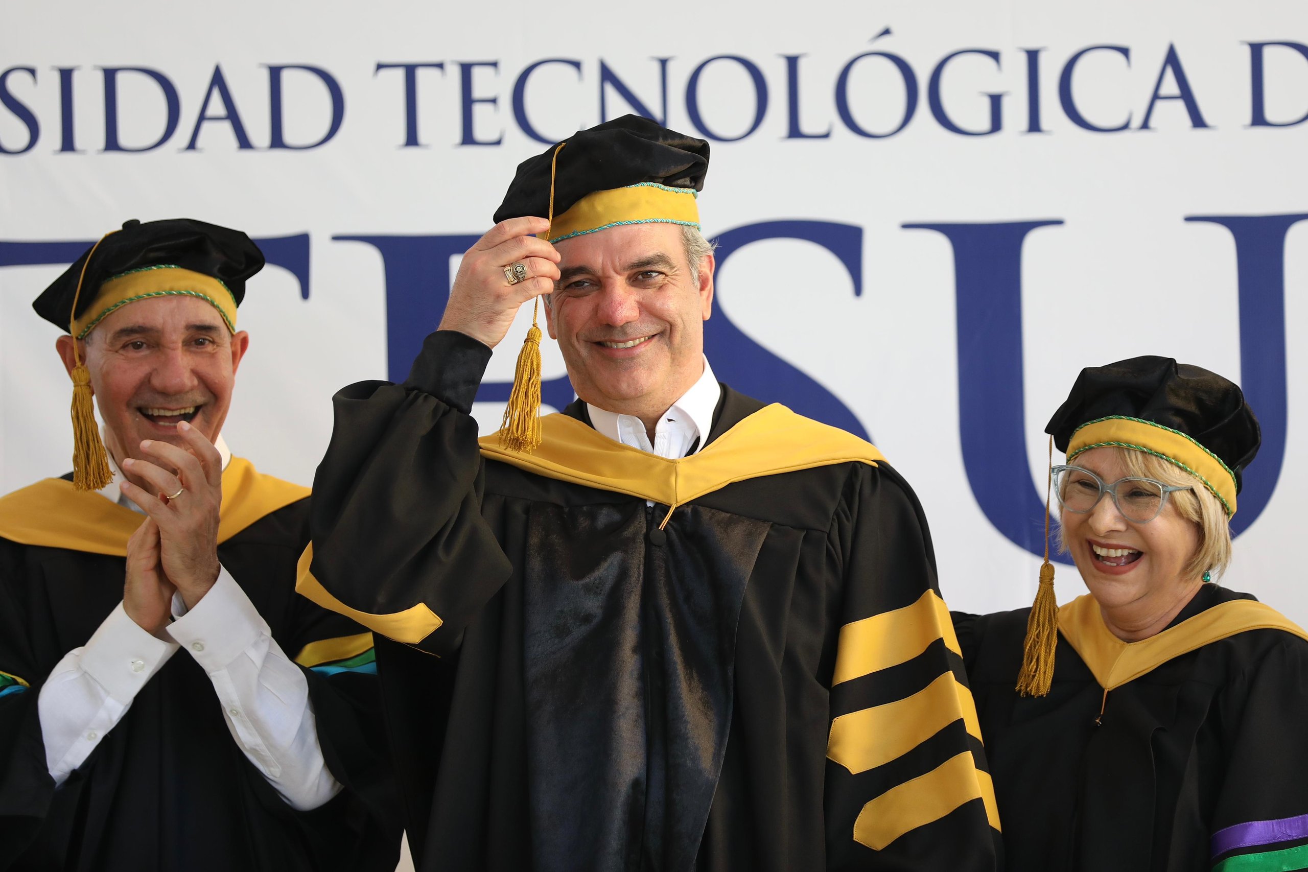 uasd-otorgara-titulo-de-“doctor-honoris-causa”-al-presidente-luis-abinader