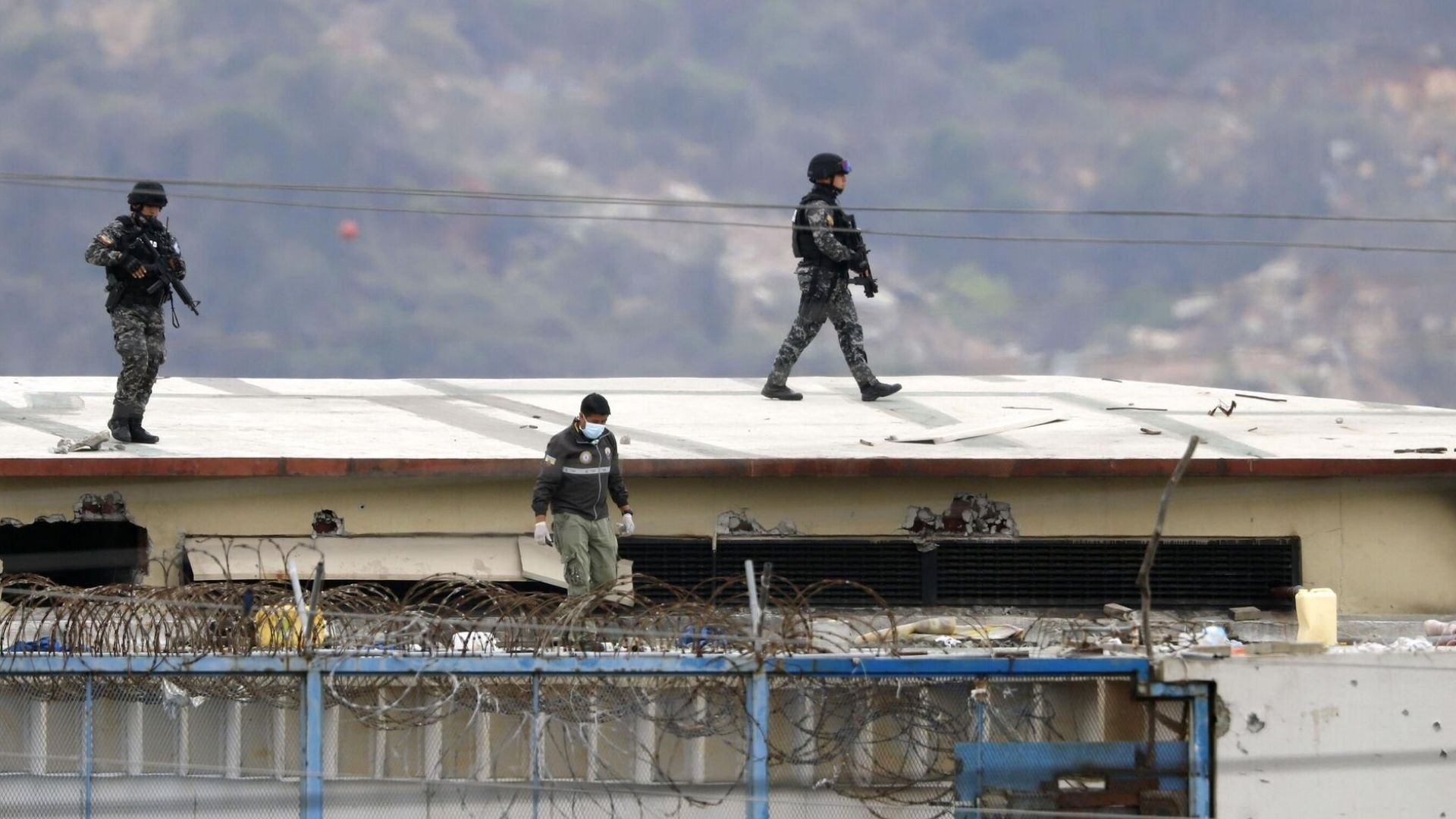 video:-al-menos-15-muertos-y-14-heridos-en-un-incidente-en-la-mayor-carcel-de-ecuador