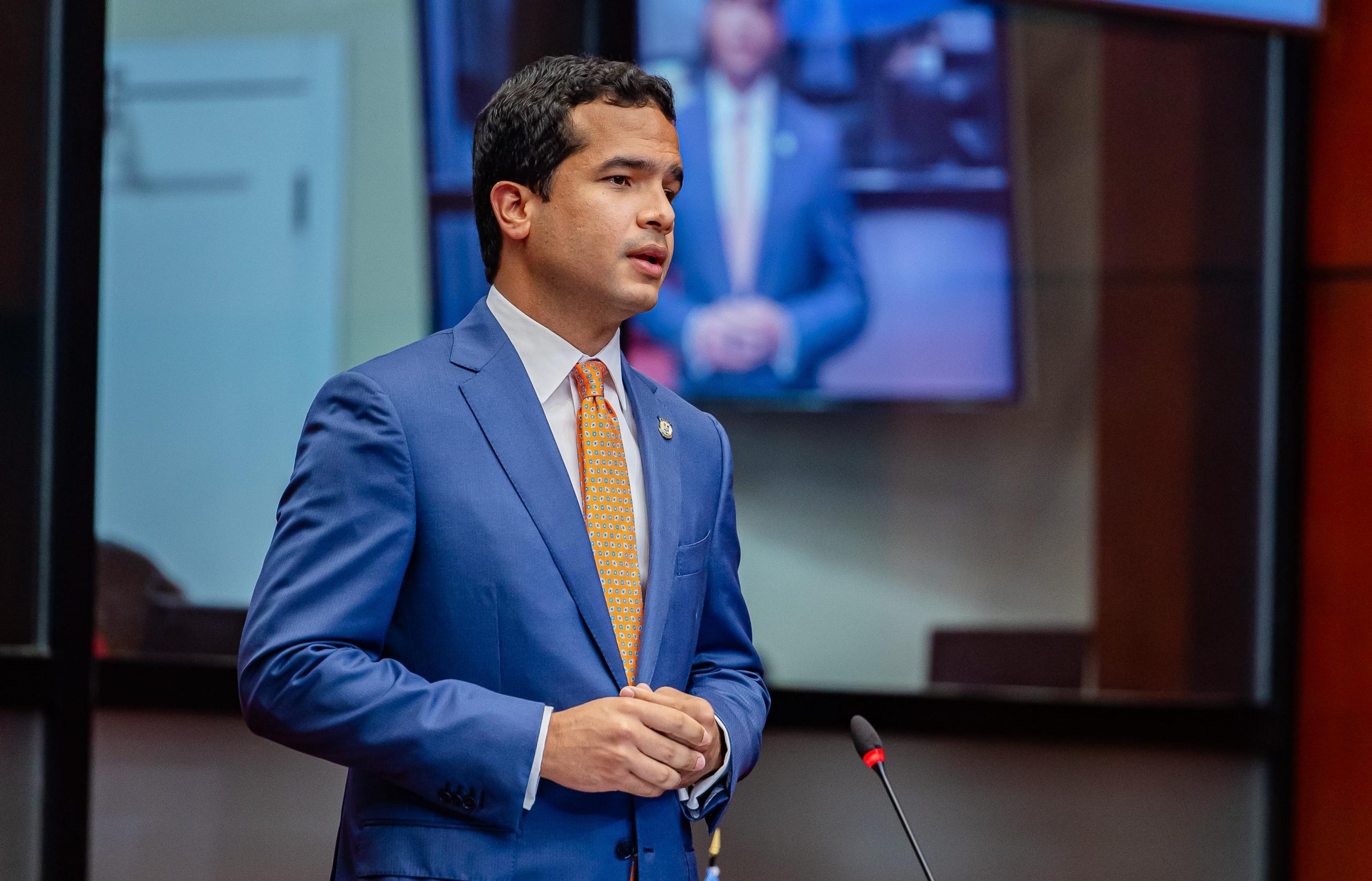 omar-fernandez-revela-que-mujeres-haitianas-superan-en-partos-a-dominicanas-en-63-hospitales