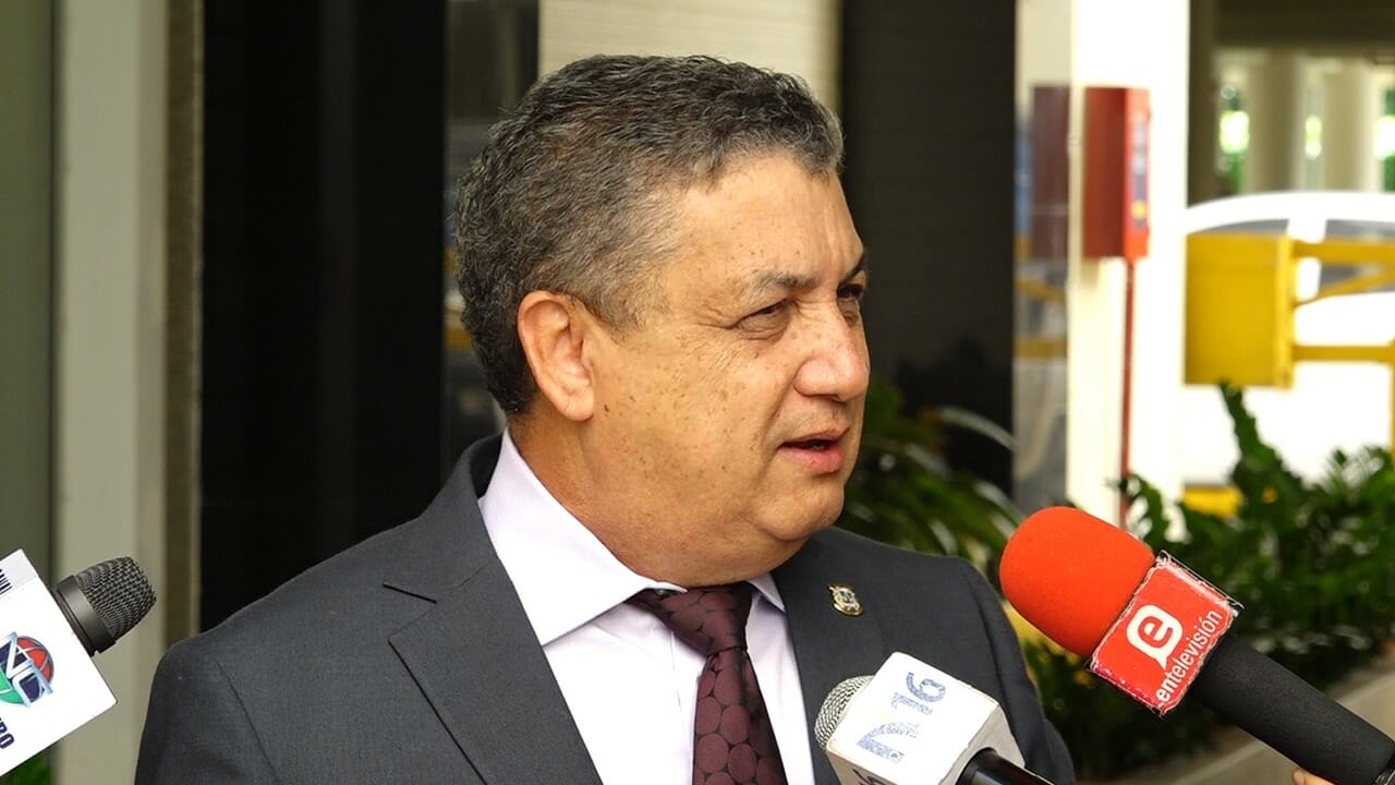 diputados-pld-y-fp-no-creen-gobierno-cumpla-con-prometida-inversion-en-salud
