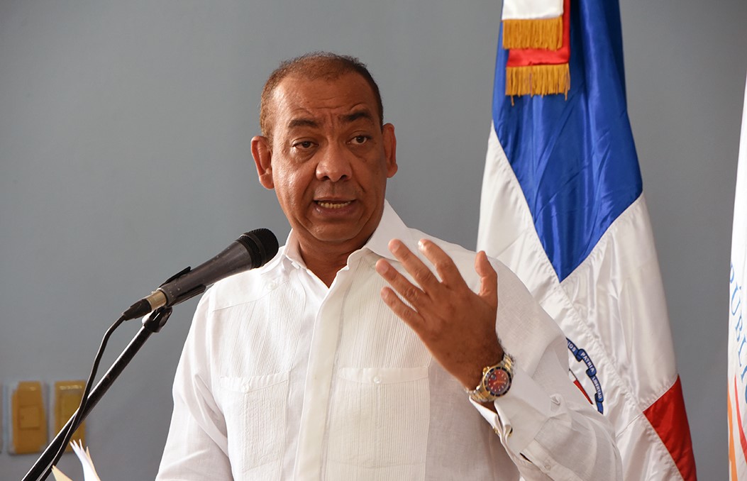 el-secretario-de-organizacion-prm,-deligne-ascencion,-afirma,-obras-realizadas-por-abinader-contribuyen-desarrollo-rd