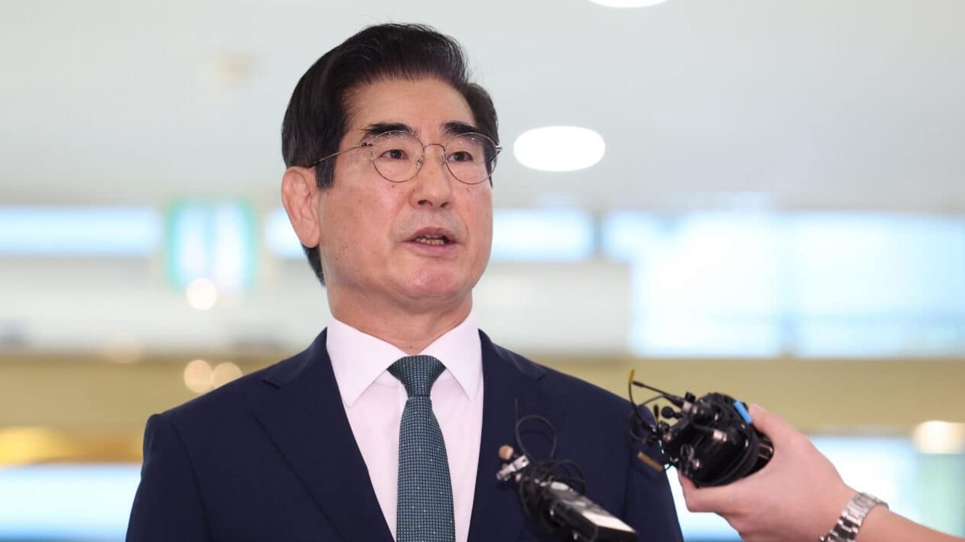 ministro-de-defensa-surcoreano-ofrece-su-dimision-tras-la-aplicacion-de-ley-marcial