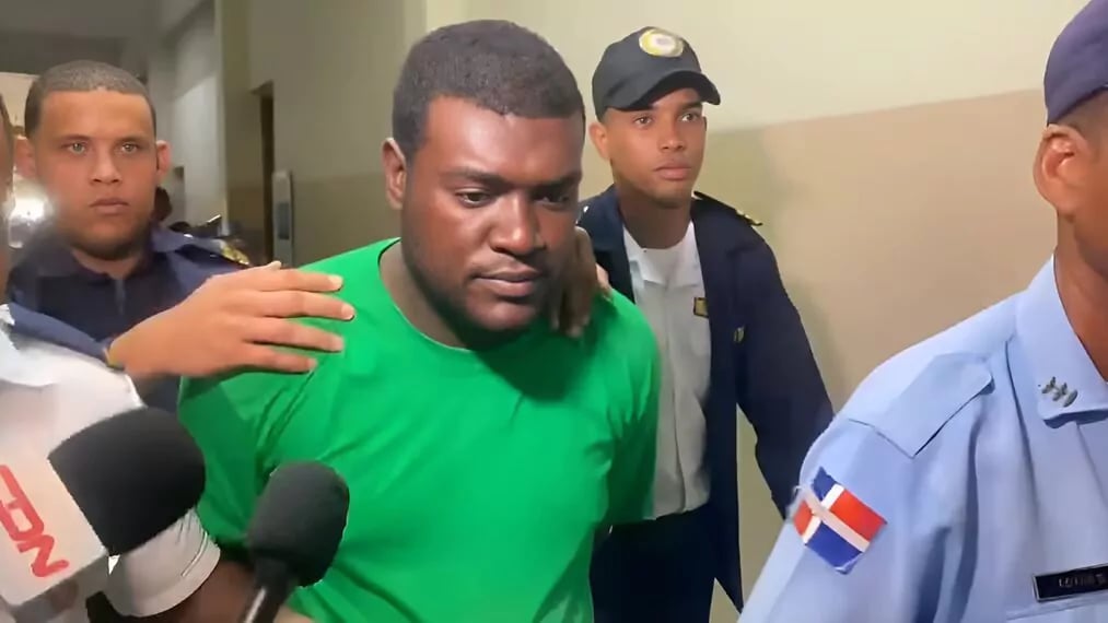 continua-audiencia-de-medida-de-coercion-contra-profesor-acusado-de-abusar-de-estudiante