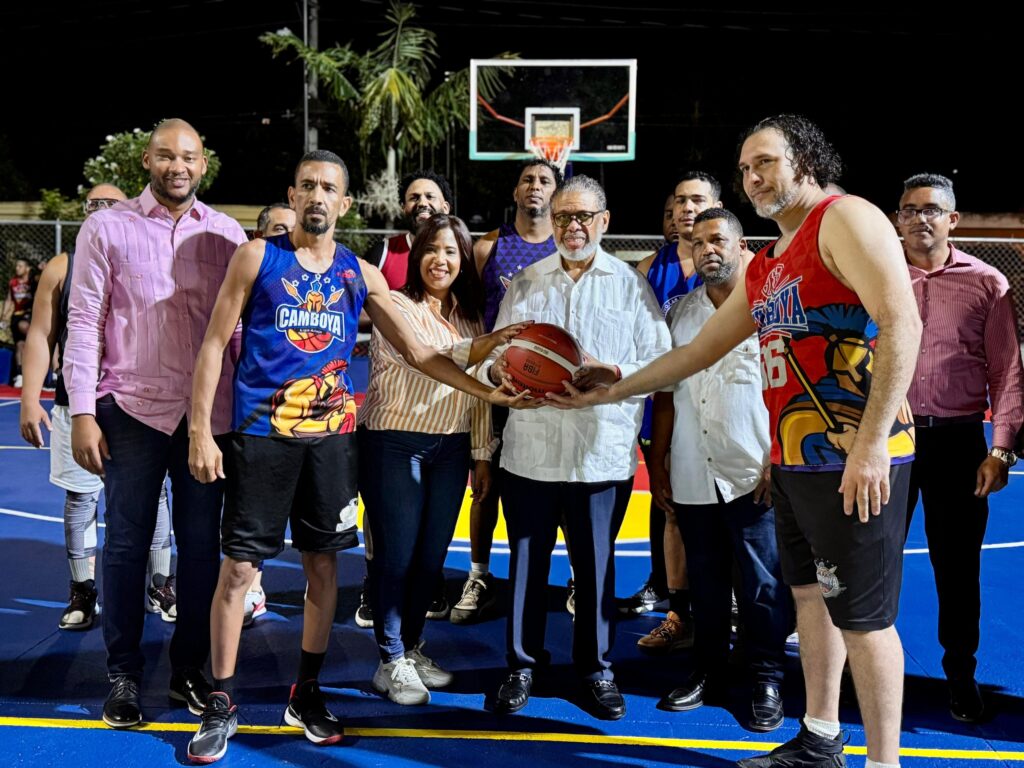 dgdc-entrega-parque-y-cancha-remozada-en-sde