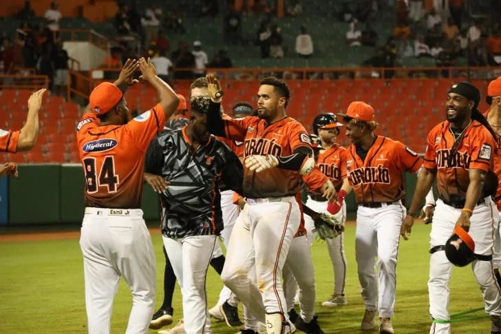 toros-ganan-tercero-en-linea-al-vencer-a-las-aguilas