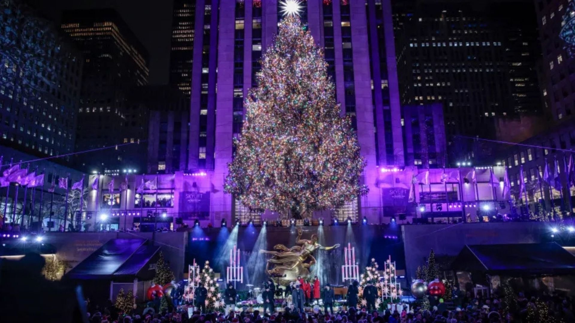 video:-asi-fue-el-encendido-del-iconico-arbol-navideno-del-rockefeller-center