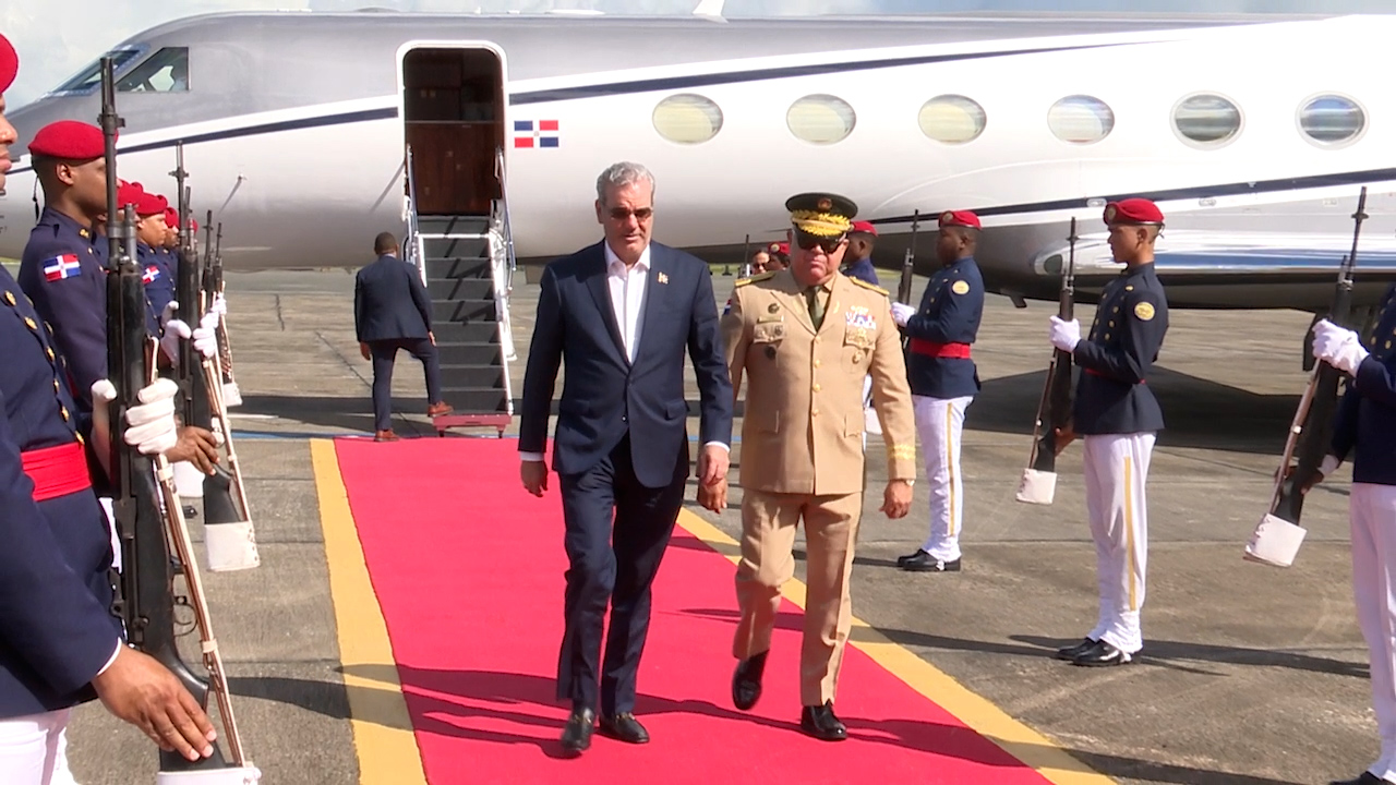 presidente-abinader-regreso-esta-tarde-de-qatar