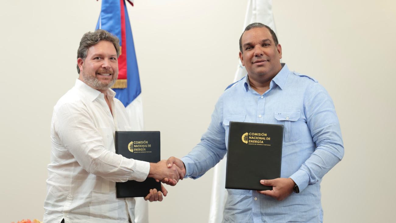 gobierno-dominicano-otorga-concesiones-a-ege-haina-para-nuevos-proyectos-de-energia-limpia