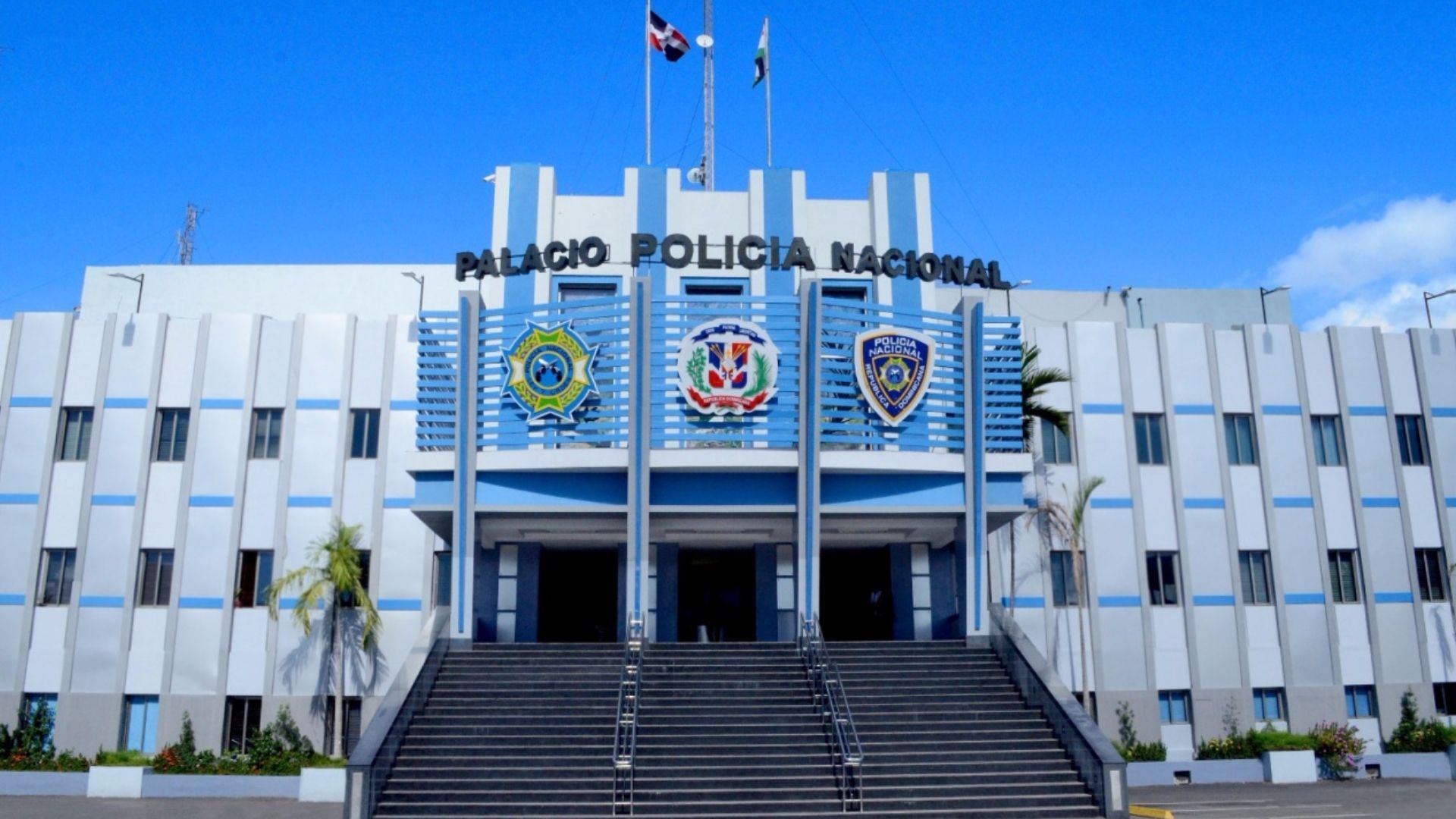 pn-pone-a-disposicion-de-la-justicia-policias-que-ultimaron-hombre-en-los-rios