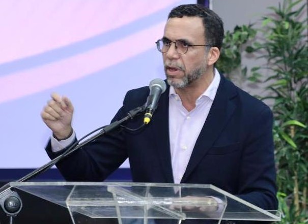 andres-navarro-afirma-que-el-pld-es-la-organizacion-politica-que-mas-transformacion-a-hecho-en-rd