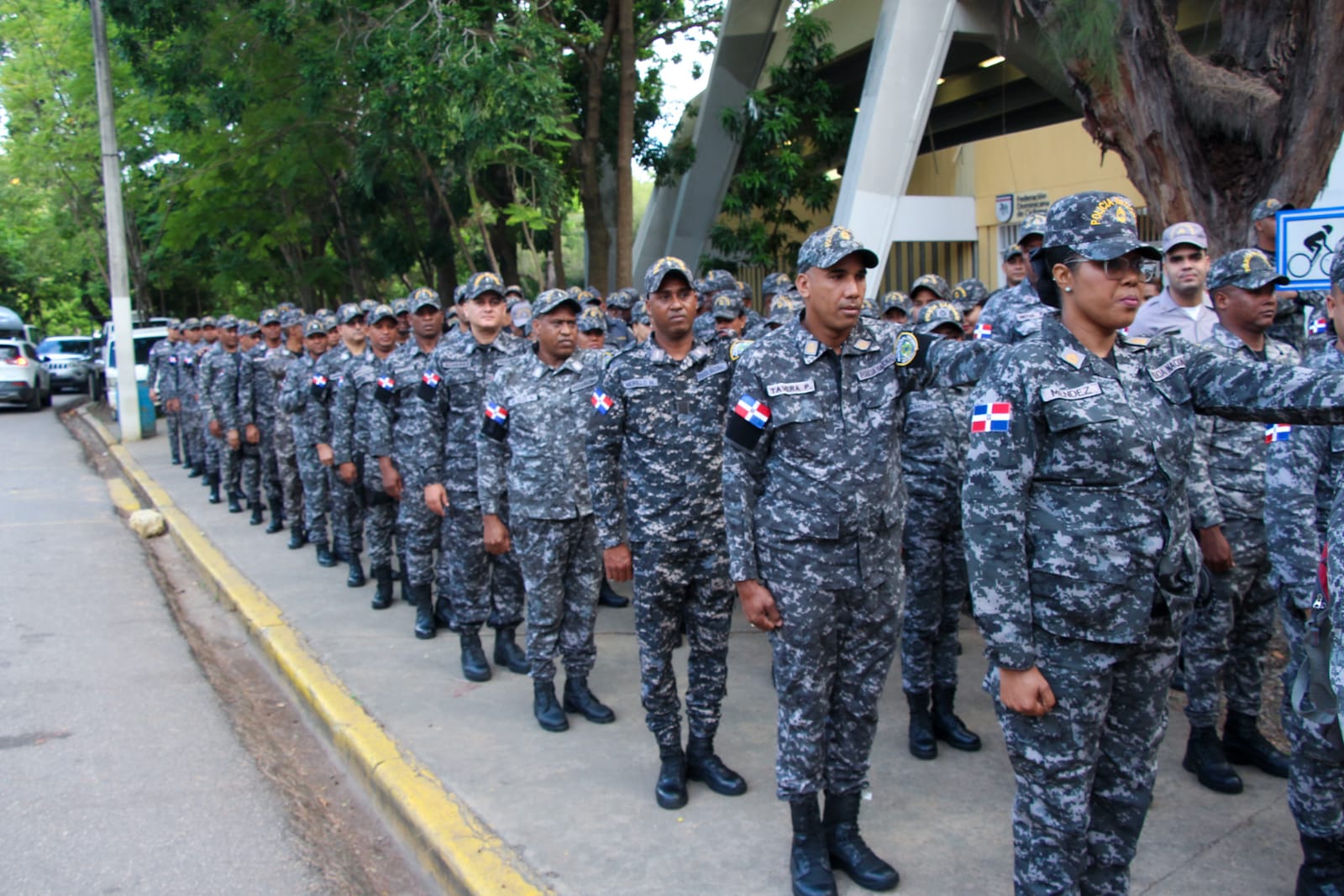 pn-despliega-1,200-agentes-en-operativo-“navidad-con-garantia-de-paz-2024”