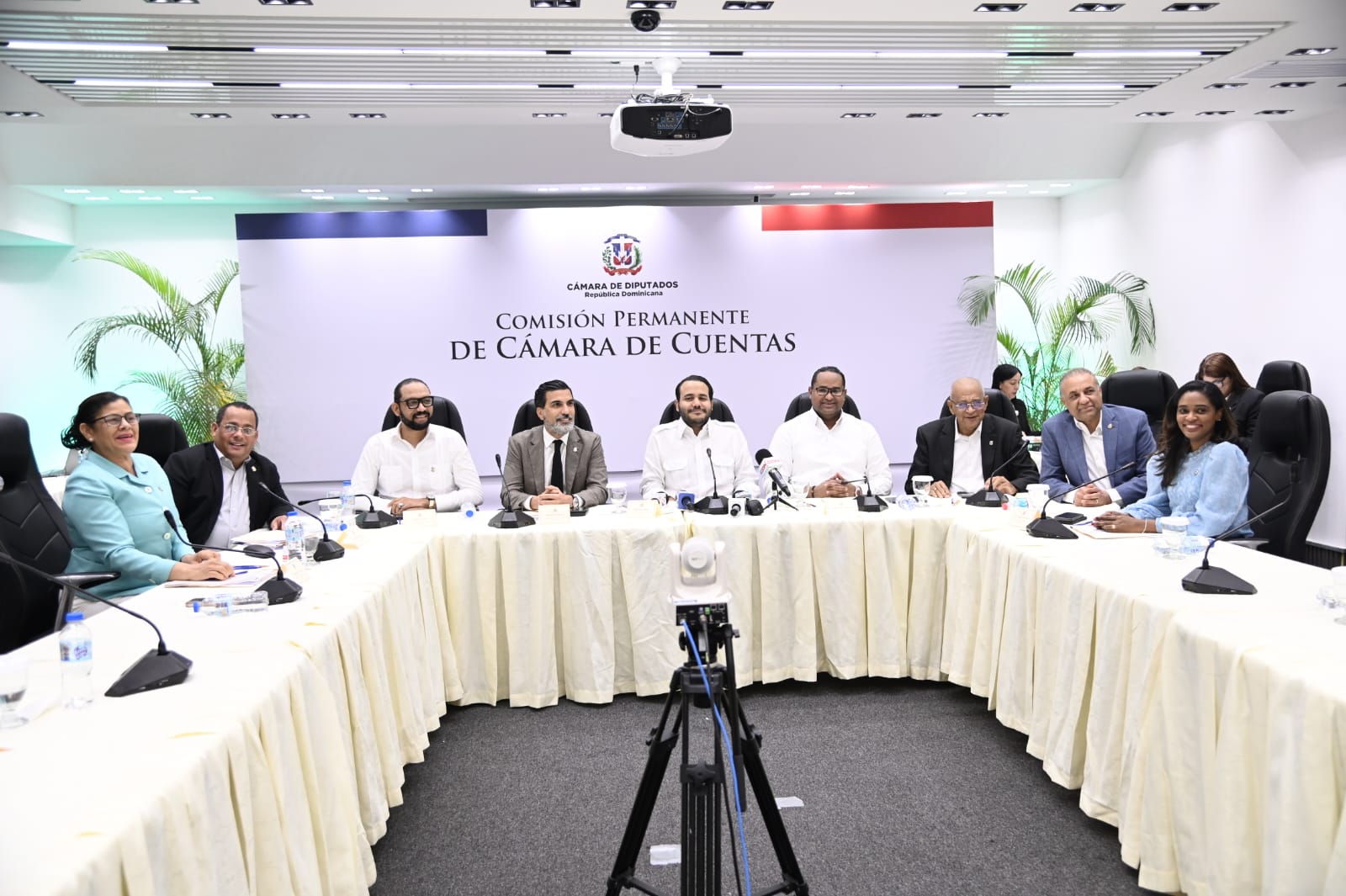 diputados-concluyen-evaluacion-aspirantes-a-camara-de-cuentas